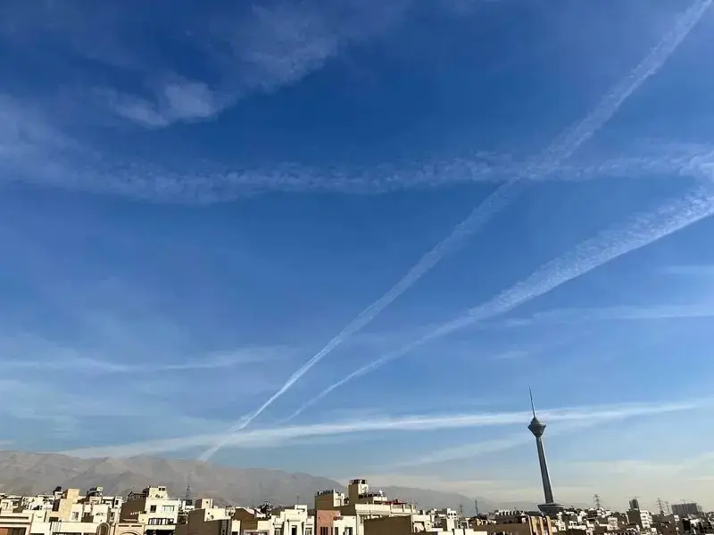  آزمایش‌های موشکی آسمان تهران