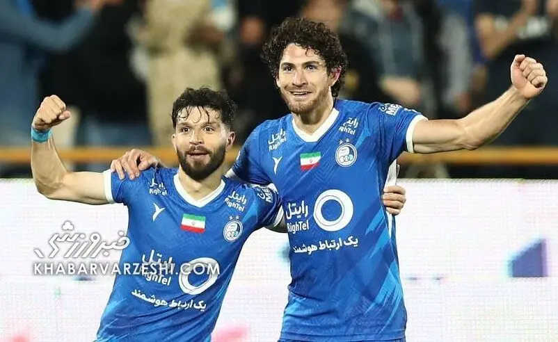 ستاره استقلال طلبکار شد
