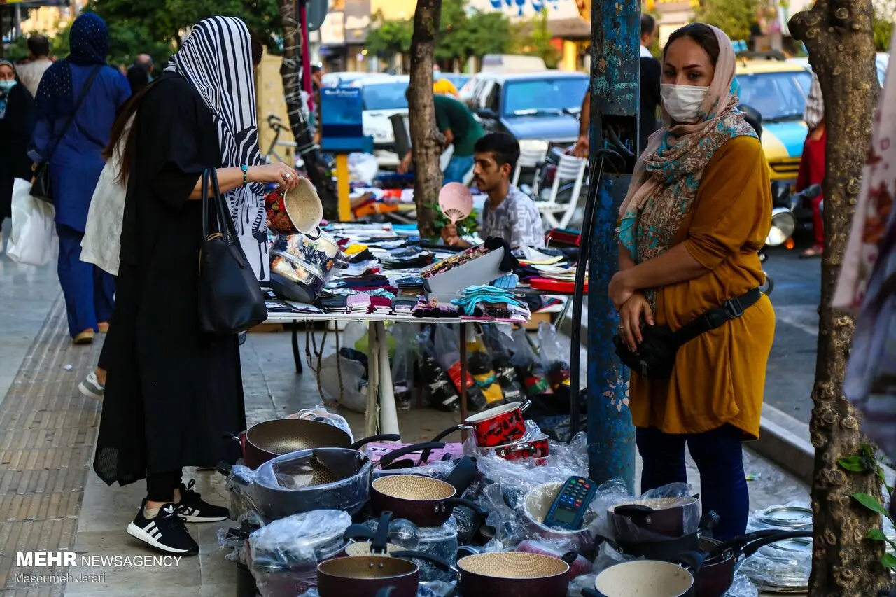 استخدام دستفروش با حقوق میلیونی!  / مافیای دستفروشان شناسایی شد 