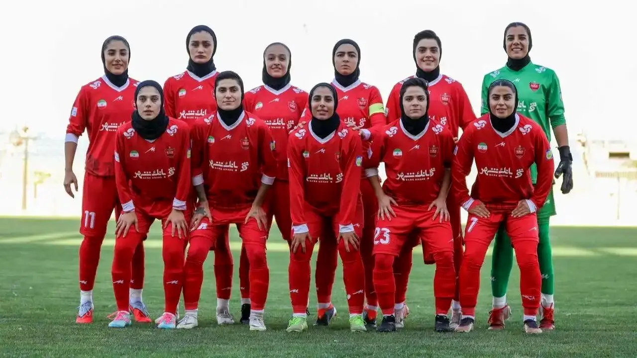 زنان پرسپولیسی سقوط می‌کنند!