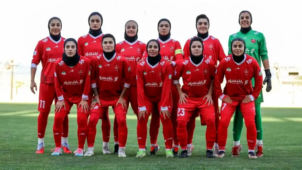 زنان پرسپولیسی سقوط می‌کنند!