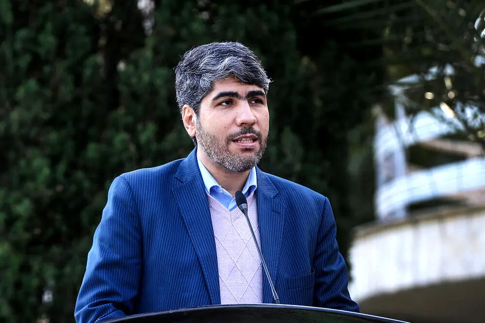 جذب نخبگان خارج از کشور/رییس سازمان اداری و استخدامی خبر داد