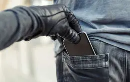 سرقت گوشی موبایل در ترافیک اتوبان همت+فیلم