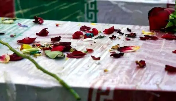 پیکر ۳۴ شهید دفاع مقدس در عراق شناسایی شد
