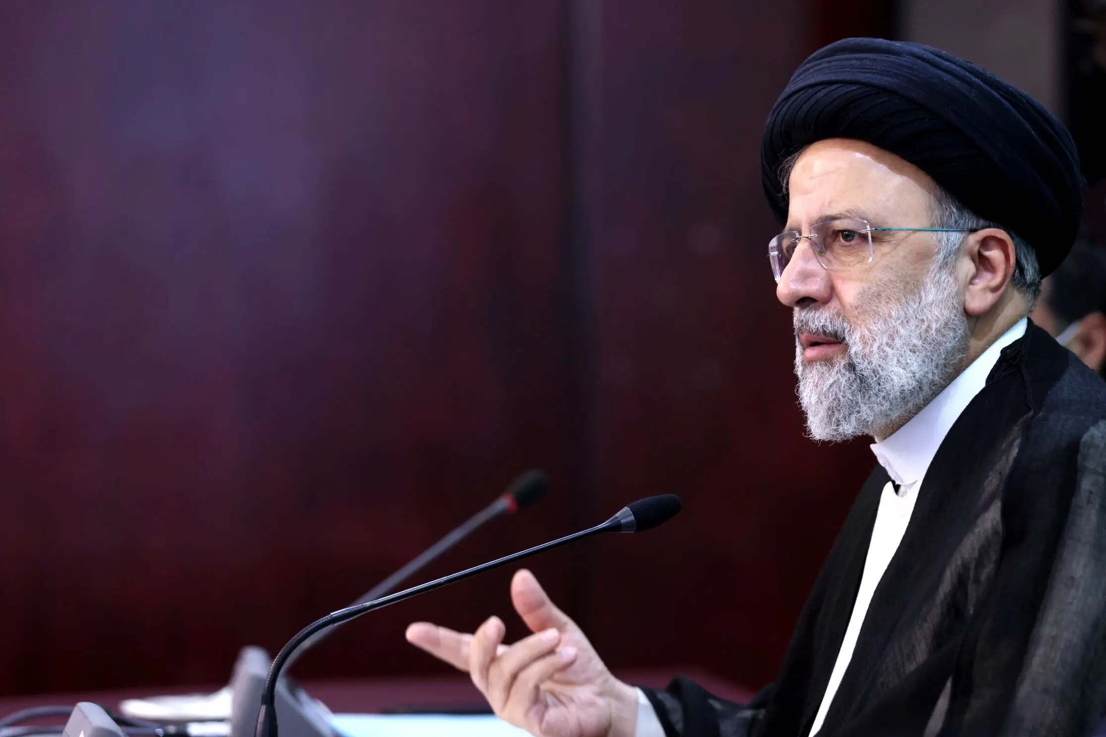 رئیسی، دستور اجرایی شدن طرح پتروشیمی میانکاله را داده است