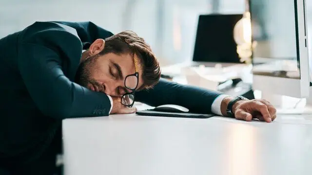 احساس خستگی نشانه‌ کمبود این ماده غذایی است