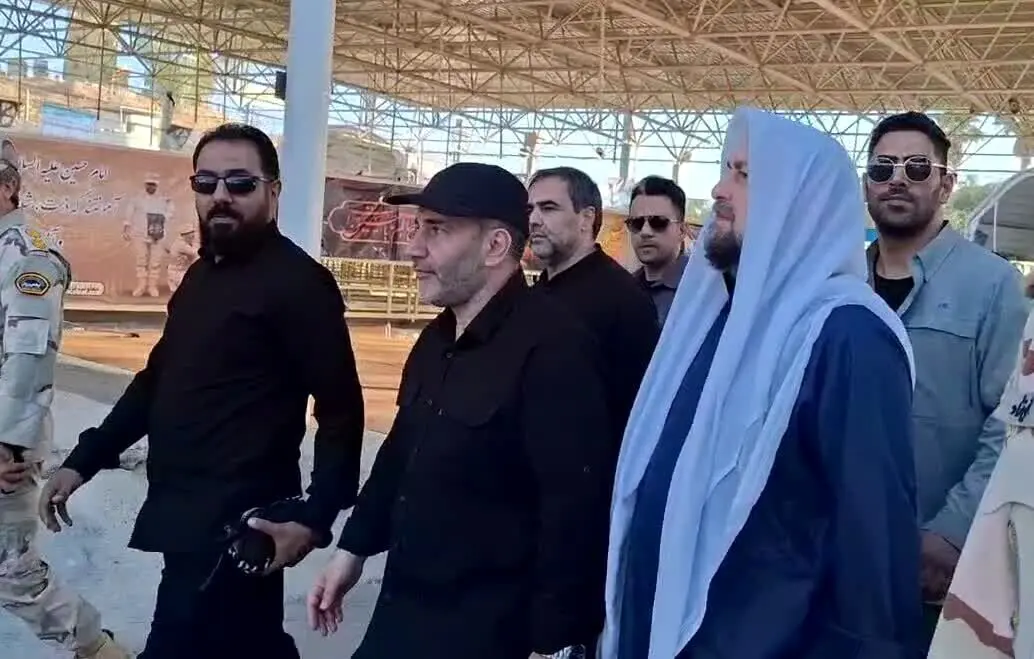 لباس متفاوت سیدحسن خمینی در سفر به اربعین

