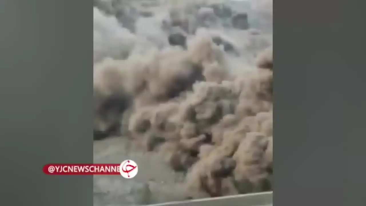 ببینید | تصاویر آخرالزمانی از حادثه هولناک در جاده هراز