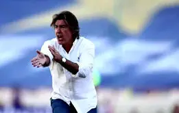 ساپینتو عصبانی شد: این وضعیت به نفع پرسپولیس است!