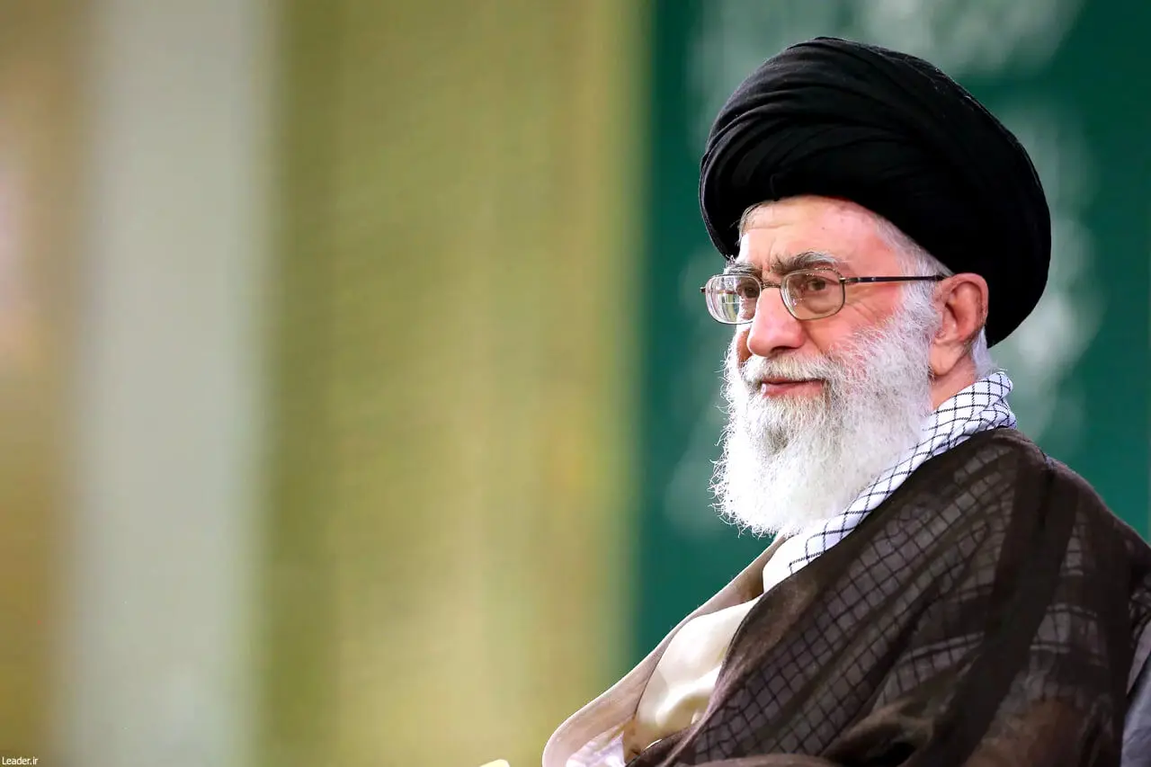 متن وصیت‌نامه قدیمی آیت‌الله خامنه‌ای: حلالم کنید

