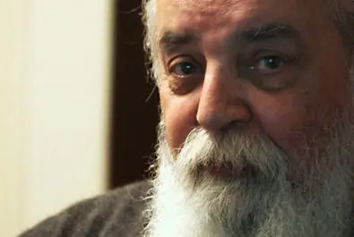 هوشنگ ابتهاج به قاب تصویر