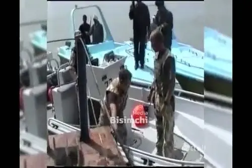 تصاویر کمتر دیده شده از دستگیری سربازان انگلیسی توسط نیروی دریایی سپاه+ ویدئو

