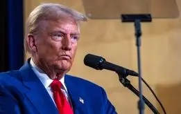 چاپ اسکناس ۲۵۰ دلاری با عکس ترامپ در امریکا

