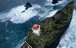 تنهاترین شغل جهان را اینجا دارید! +عکس