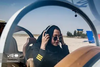 پرواز دختر ایرانی بر فراز تهران