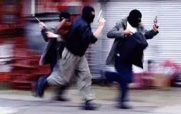 بهترین ساعت دزدان برای سرقت از خانه‌ها