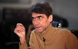 تصاویری متفاوت تشییع پیکر ناصر تقوایی