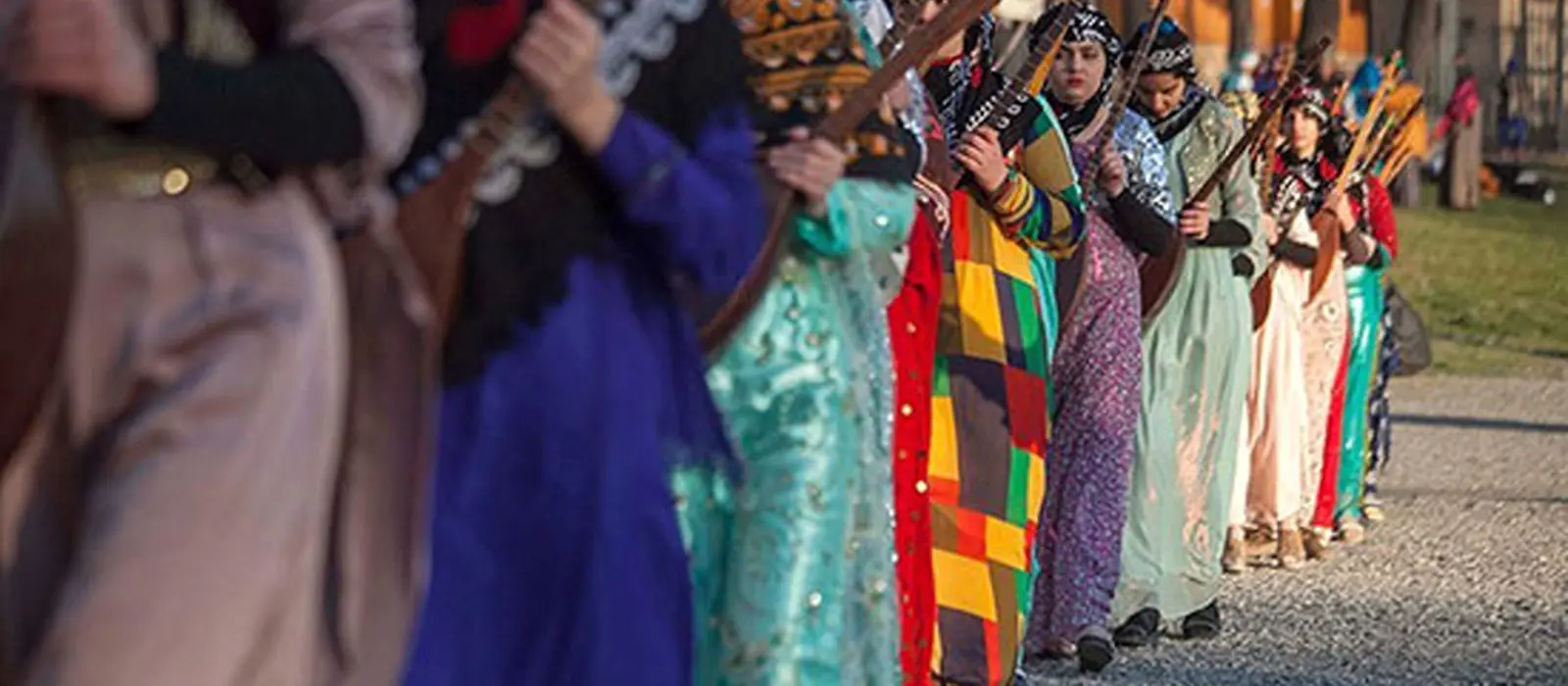 جشن جهانی نوروز در محوطه تاریخی طاقبستان /عکس

