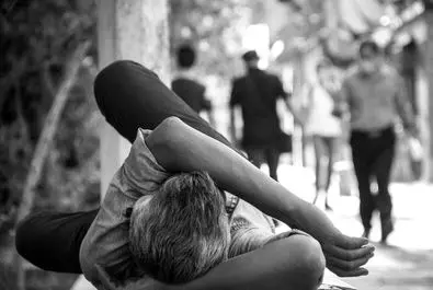 خواب در هیاهو