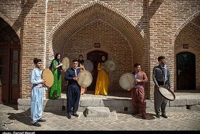 جشن جهانی نوروز در محوطه تاریخی طاقبستان