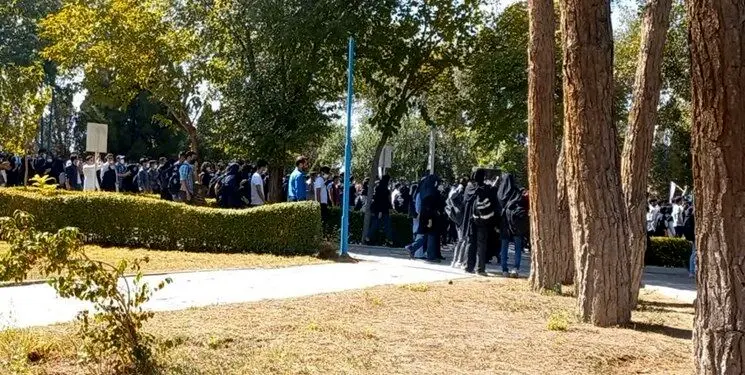  اعتراضات دانشجویی در برخی دانشگاه ها / تصاویر