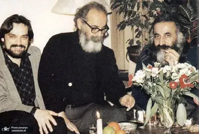 هوشنگ ابتهاج به قاب تصویر