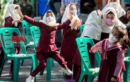 وعده‌های مهر و اعتراض از آغاز