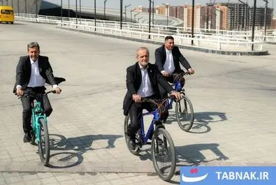 پزشکیان دوچرخه سوار شد