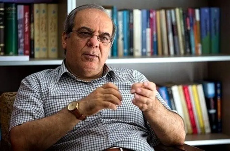 انتقاد تند عبدی از جنجال تفتیش کیف دانشجویان دانشگاه شریف | مردم صبر ایوب دارند!
