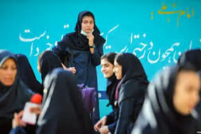 روز دختر کی است؟/ تاریخ روز جهانی دختر در سال 1404+ متن پیام برای روز جهانی دختر
