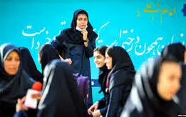 روز دختر کی است؟/ تاریخ روز جهانی دختر در سال 1404+ متن پیام برای روز جهانی دختر

