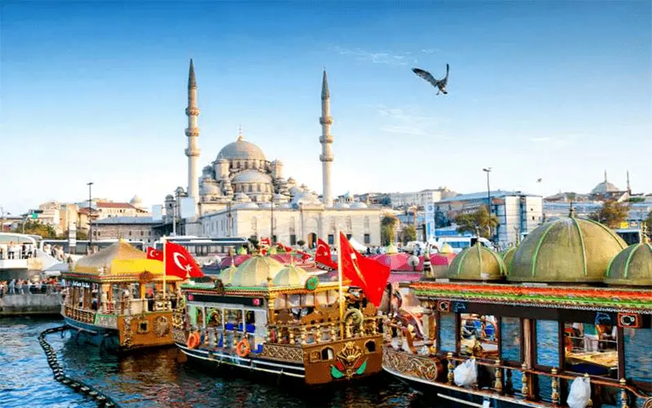 قیمت تور استانبول فروردین 1402


