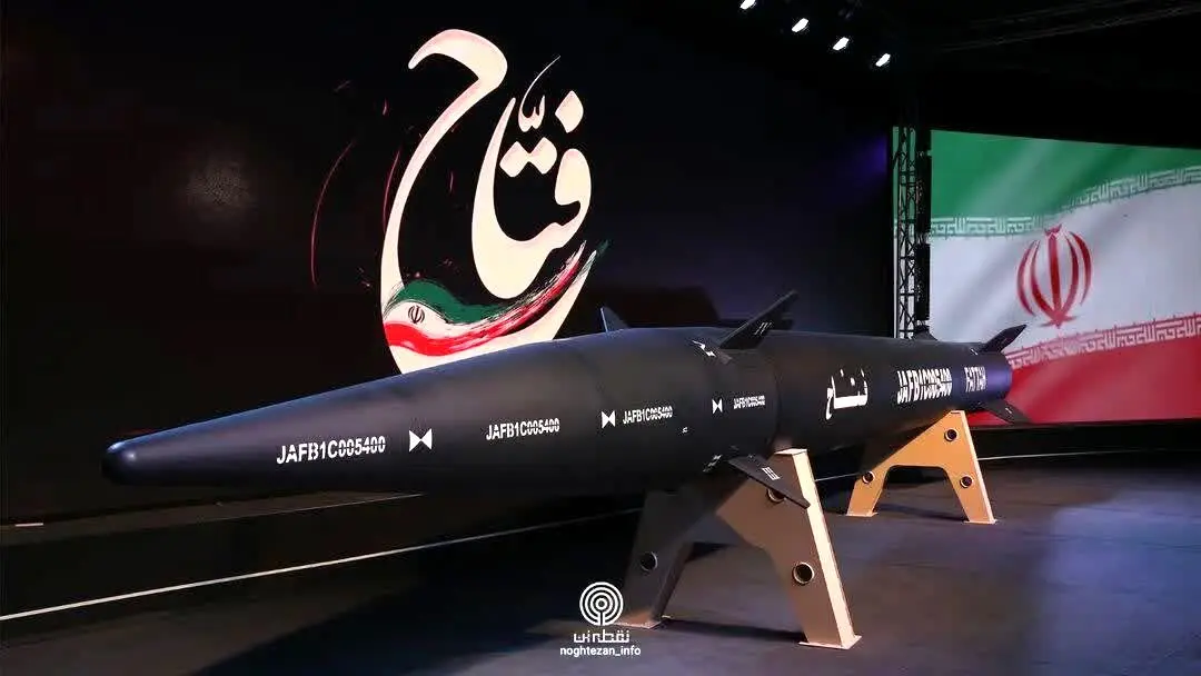 رونمایی از ابر موشک هایپرسونیک «فتاح»  با حضور رئیس جمهور 