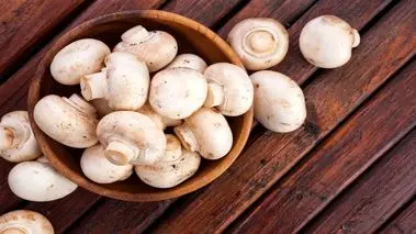 قیمت قارچ ۳۰۰ درصد گران شد