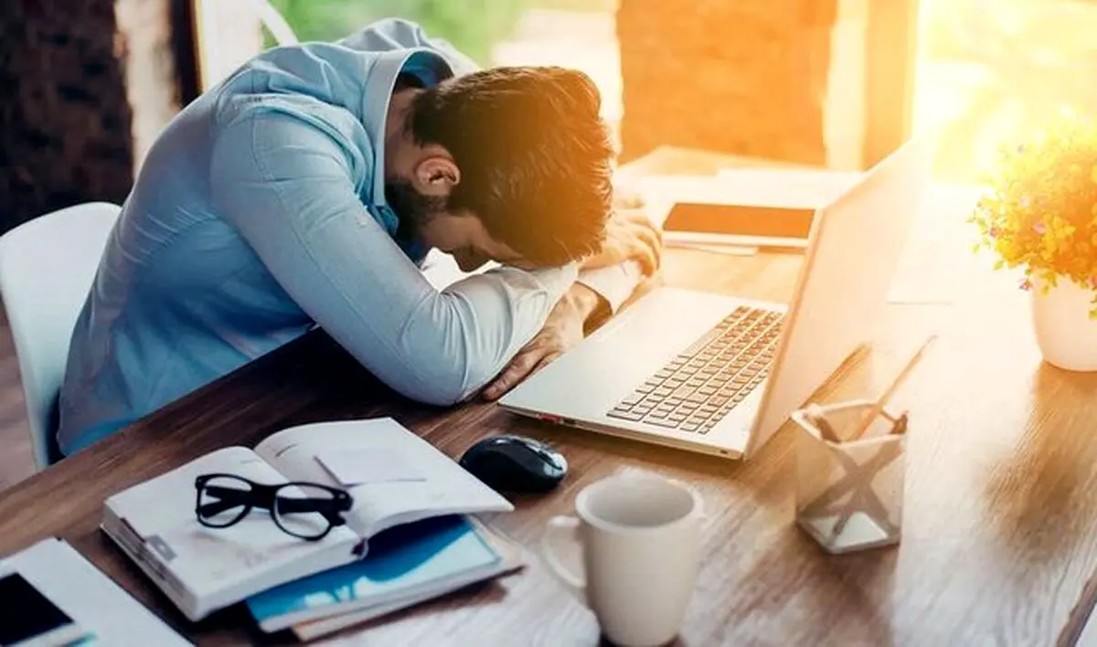 اعتیاد به کار کردن باعث افسردگی می‌شود؟