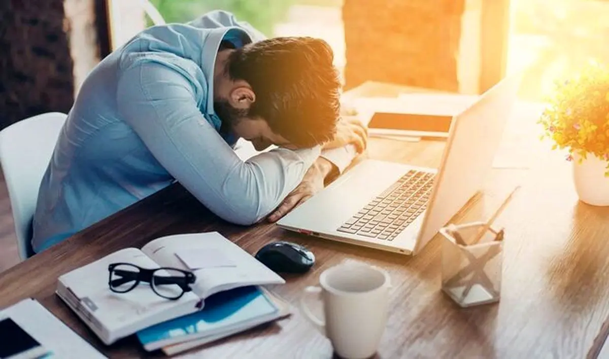 اعتیاد به کار کردن باعث افسردگی می‌شود؟