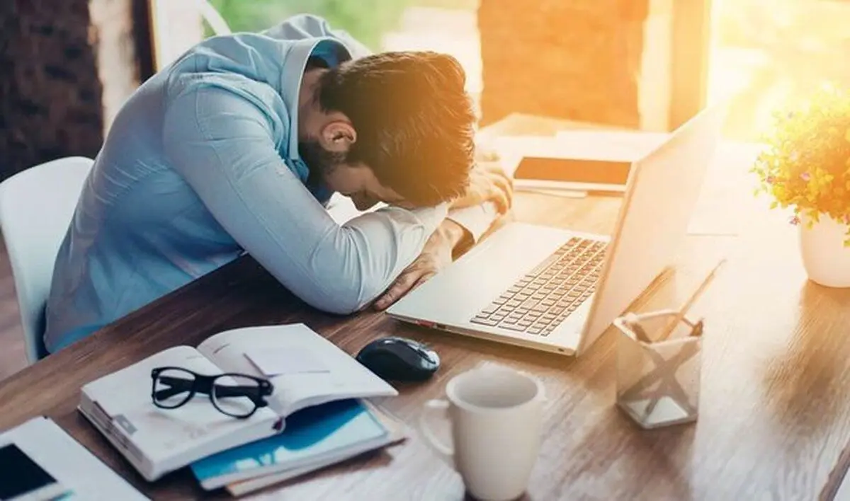 اعتیاد به کار کردن باعث افسردگی می‌شود؟