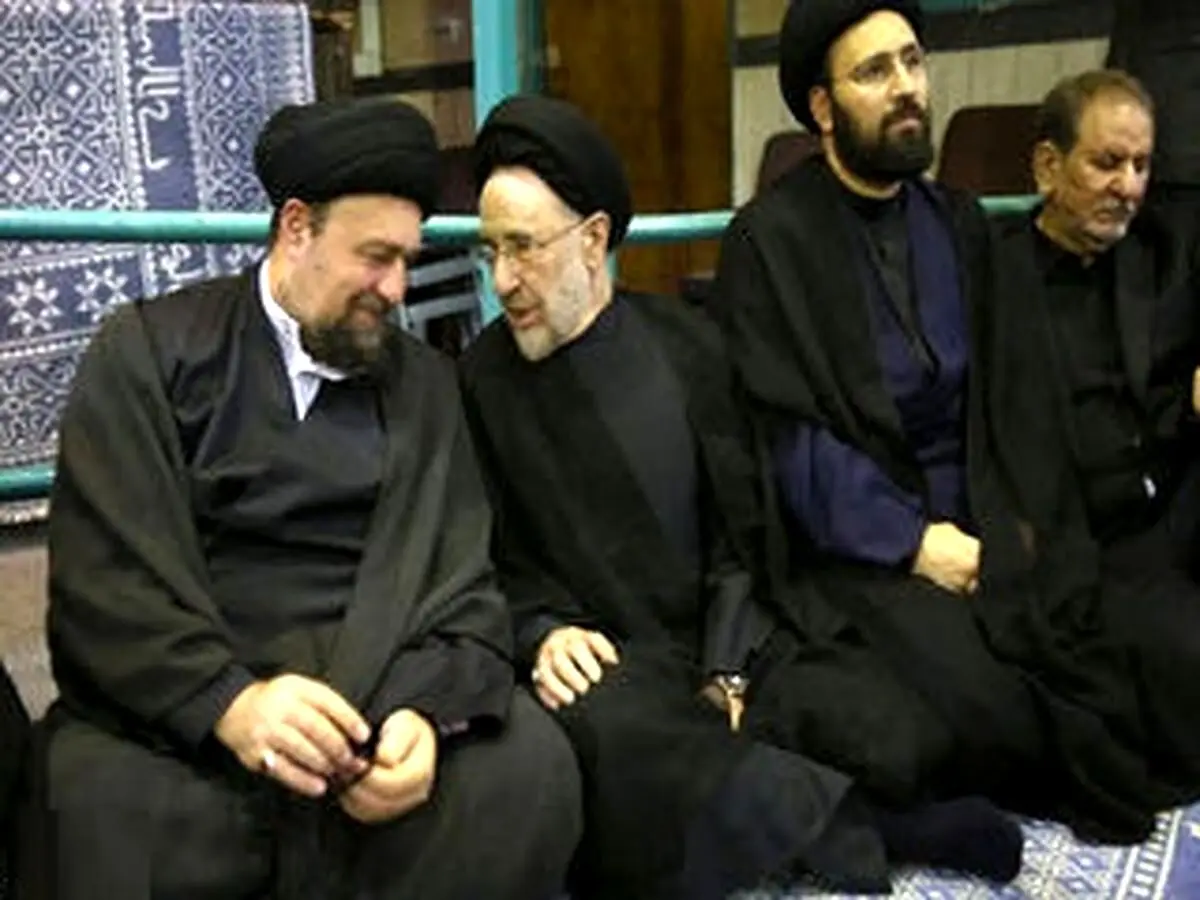 حضور سیدمحمد خاتمی در کنار سیدعلی و سیدحسن خمینی در حسینیه جماران +عکس
