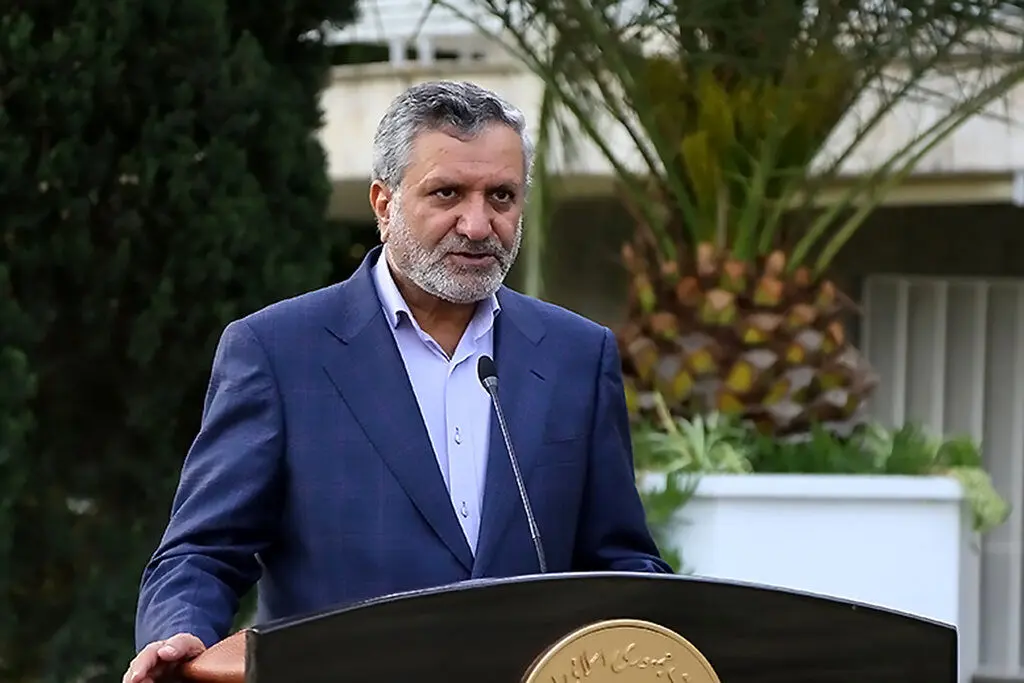 خبر مهم برای بازنشستگان/ زمان اجرای همسان‌سازی حقوق بازنشستگان 
