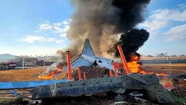 سقوط بالگرد ارتش در میدان تره‌بار مرگبار شد

