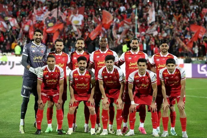 زلزله پورعلی گنجی در پرسپولیس/ بازیکنان پرسپولیس اعتصاب کردند