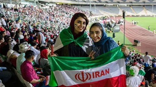 بازهم زنان به استادیوم راه پیدا نکردند/بلاتکلیفی تماشاگران زن برای ورود به ورزشگاه 