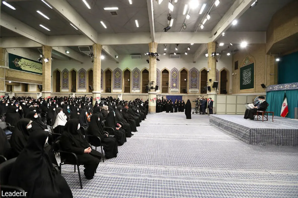 تصویری متفاوت از حضور زنان در بیت رهبری + عکس