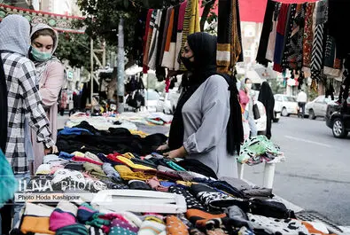زنان دستفروش