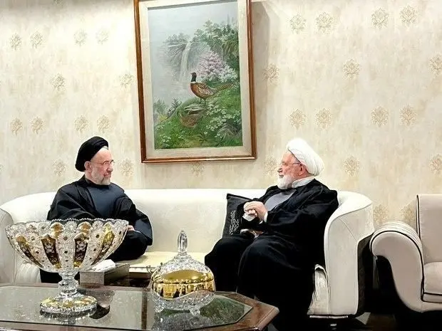خاتمی و  کروبی پس از ۱۴ سال دیدار کردند

