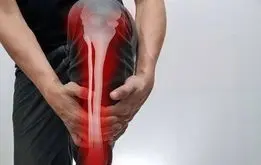 زنان بیشتر از مردان به این بیماری مبتلا می‌شوند