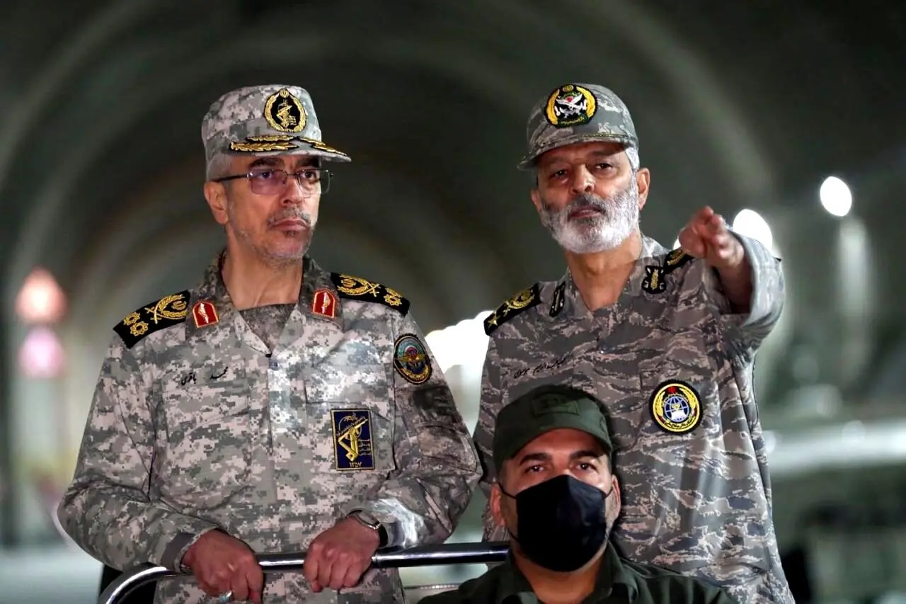 در پایگاه‌ سری ارتش چه می ‌گذرد؟ | نحستین تصاویر از پایگاه زیر زمینی و سری / ببینید