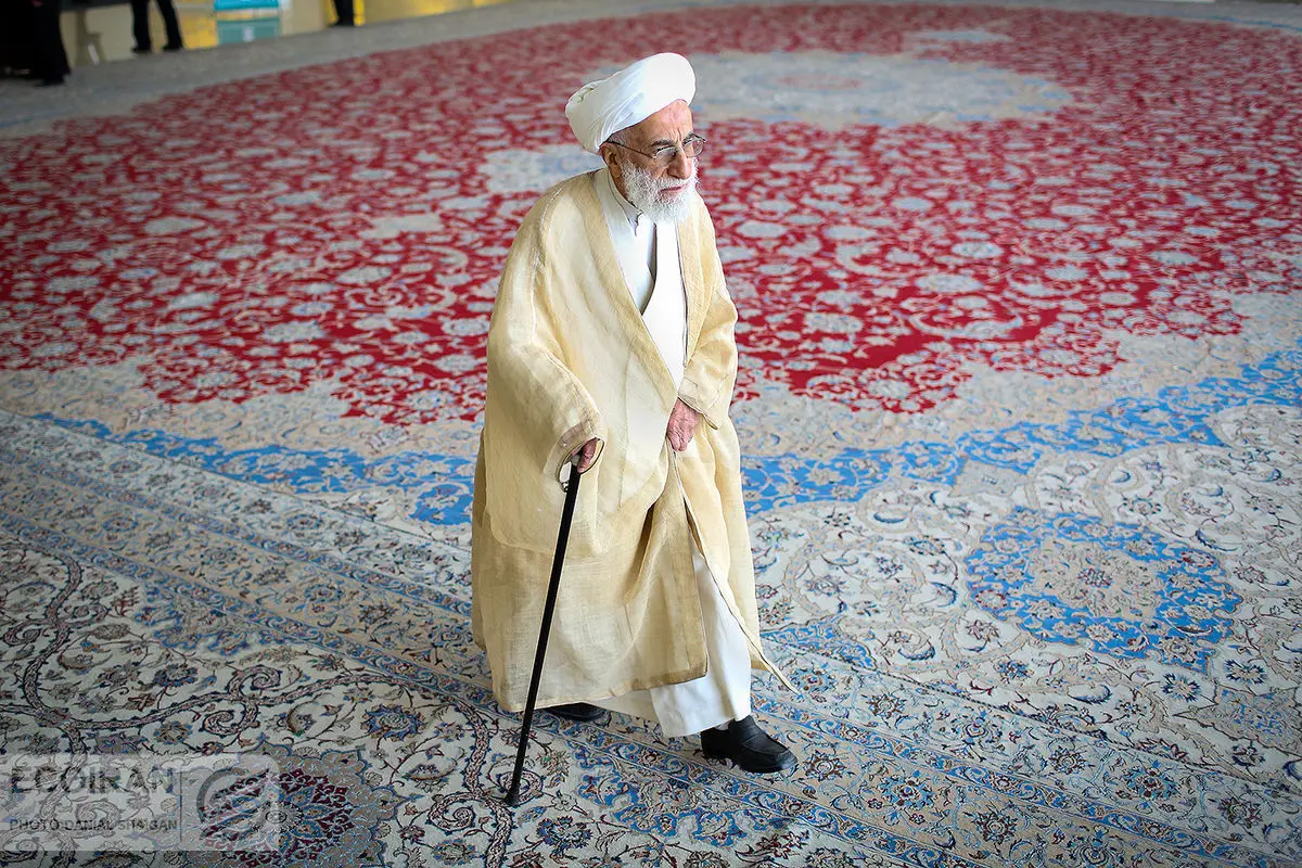  آیت آلله جنتی از شورای نگهبان می رود؟  جانشین او کیست ؟