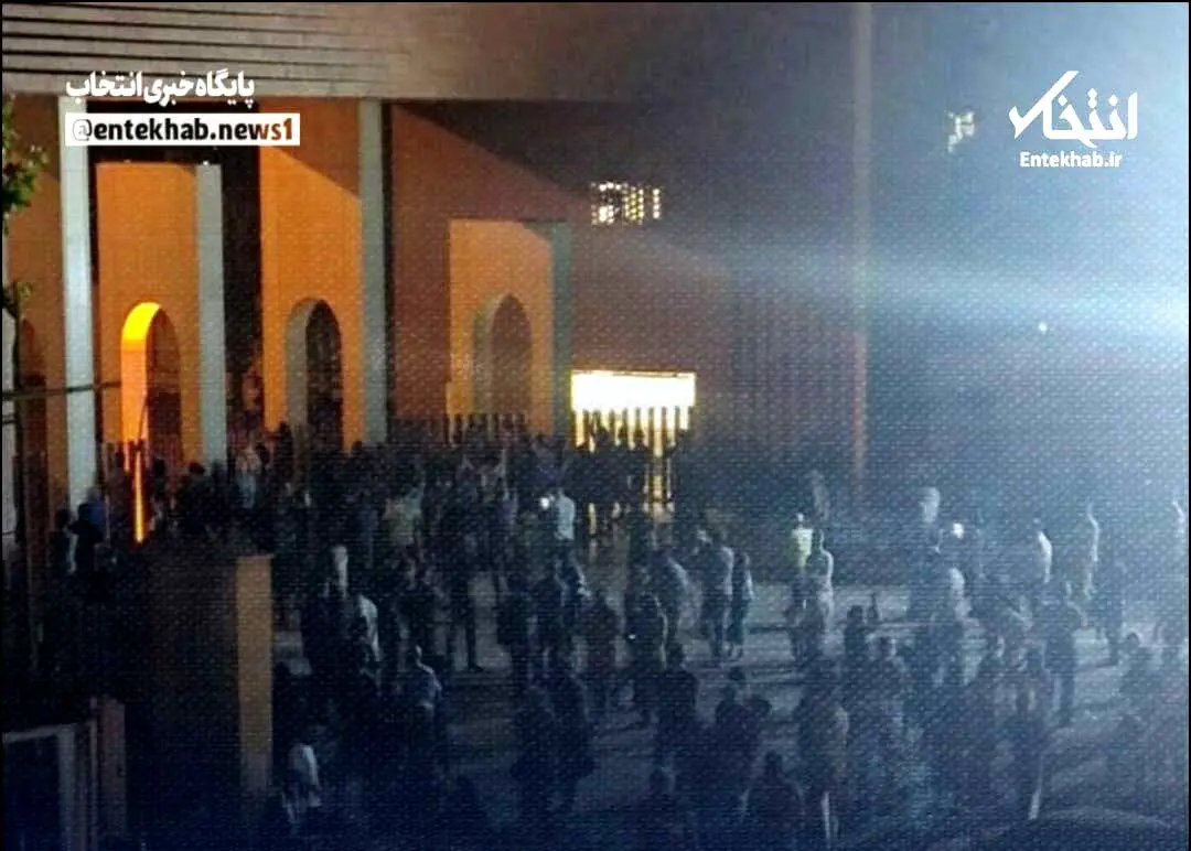 جزئیات تازه از حوادث دانشگاه شریف | بیانیه حراست وزارت علوم را قبول نداریم