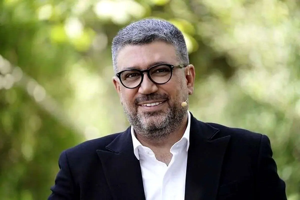 واکنش رضا رشیدپور به عکس جنجالی‌اش با عوامل عشق ابدی